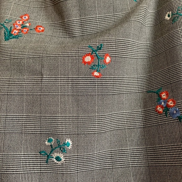 Express Floral Grey Short Mini Skirt Bottom Formal Clothing Fashion Women Size 8 - Picture 2 of 4